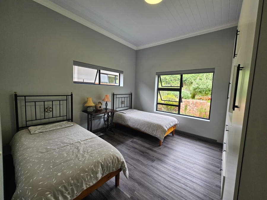 2 Bedroom Property for Sale in Stilbaai Wes Western Cape